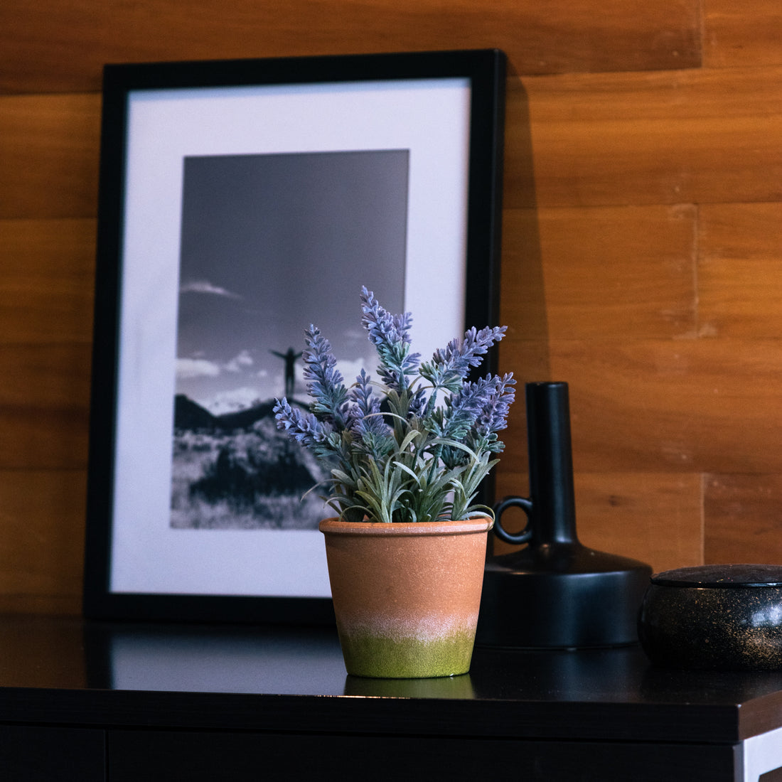 Mini lavanda artificial morada de 29 cm con macetero