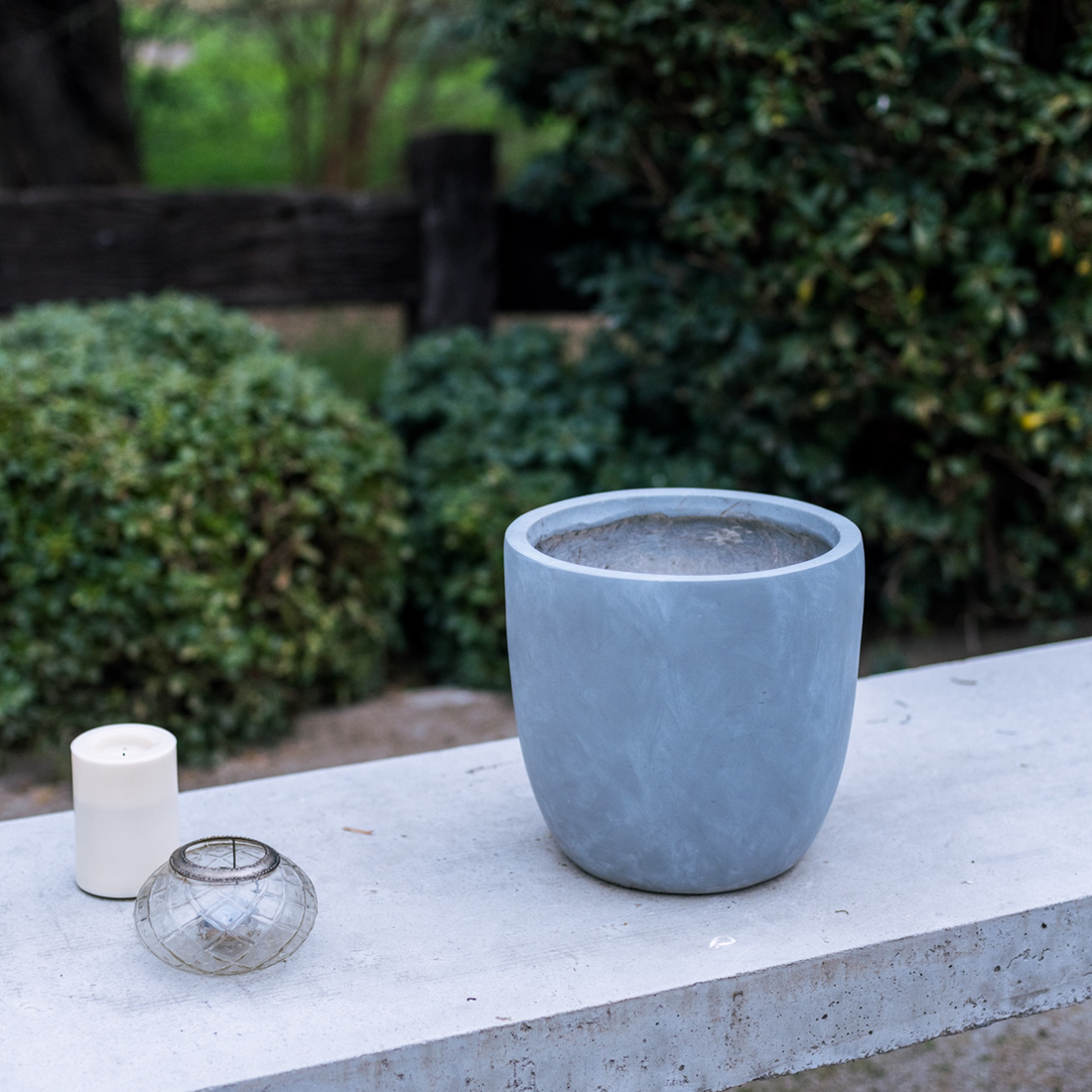 Macetero Ovalado S Color Gris