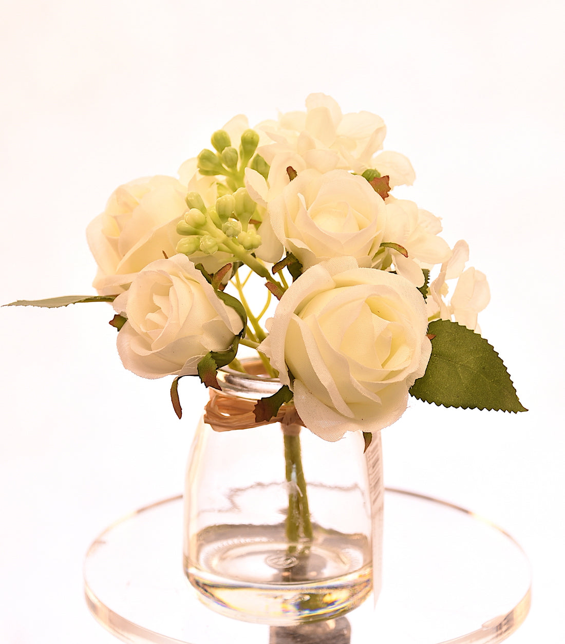 Arreglo de flores blancas artificiales de 17 cm en florero de vidrio