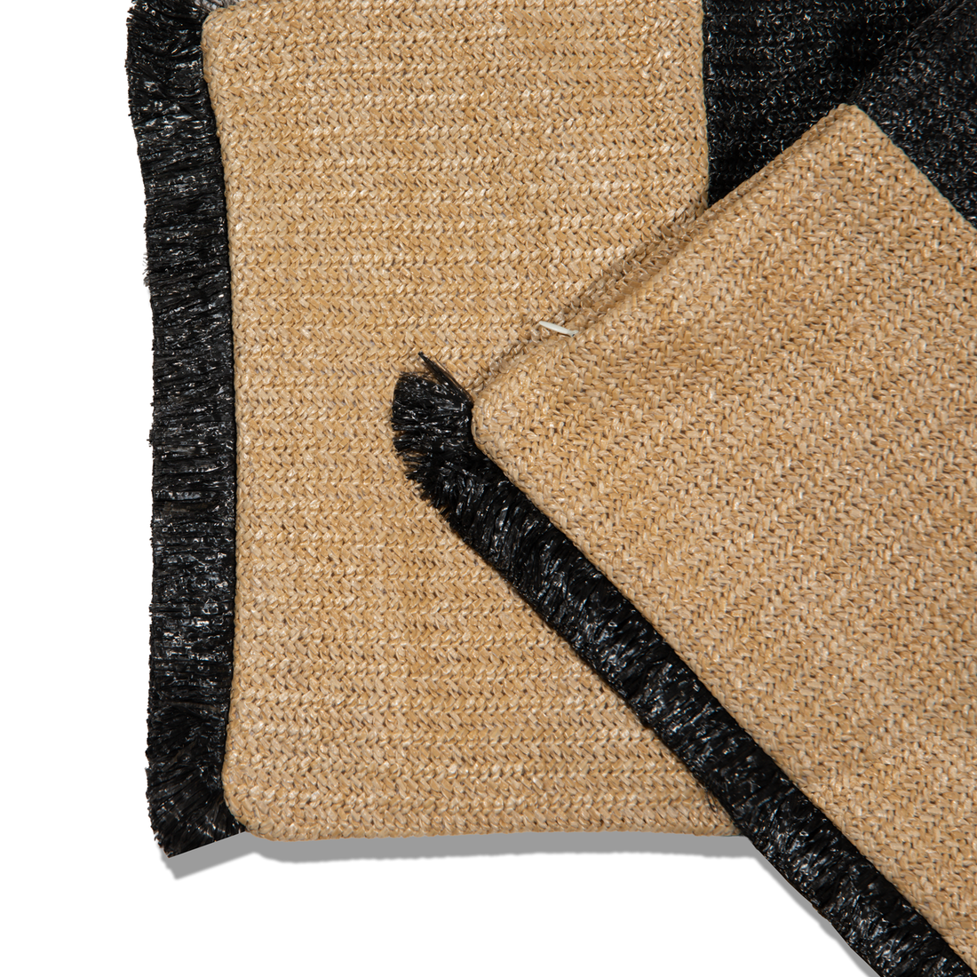 Funda de cojín de rafia beige y negro con flecos negros de 30 x 50 cm
